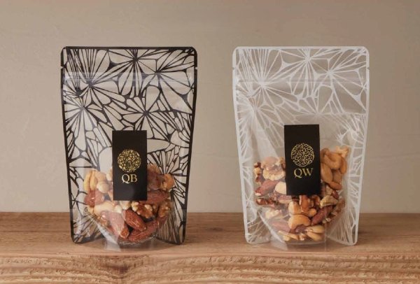 画像2: バリアー性 チャック付き 蝶柄白 スタンドパック QWJタイプ QWJ-1 (120×180(150)×34mm) ベリーパック(富士カガク) 小ロットタイプ 1ケース500枚入り ※個人宅別途送料 (2)